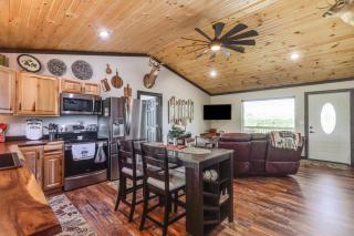 Arkansas Retreat with Deck, Fire Pit and Mtn Views! - 3