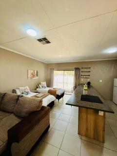 Ivanka's Self-Catering Flat - Kimberley - 2