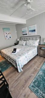 Saltaire Cottages - Kitty Hawk Beach - 1