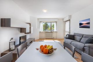 Riviera Beach House - Calceranica al Lago - 0