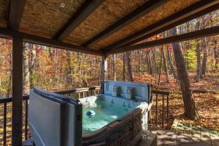 Blue Rose Cabins - Rosewood Cabin - Logan - 8