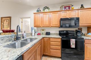 Ozark Comfort Condo - 8