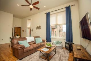 Cooper Corner: *OldCity*FreeParking*SelfCheckIn* - Knoxville - 7