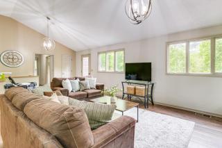 Spacious McGaheysville Home with Hot Tub and Sauna! - McGaheysville - 7
