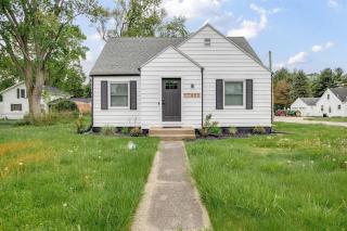 Shamrock 99: Charming Family Home 1.5 Miles From Notre Dame - 2