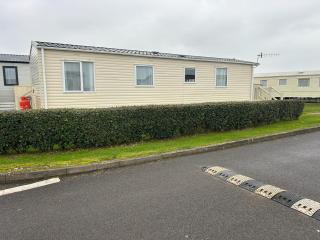 Sunny escape - Selsey - 2