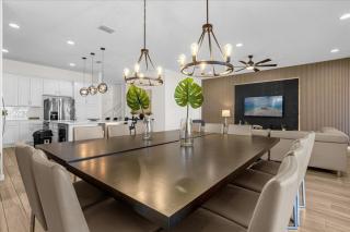 12 Bedrooms- 11,5 Bathrooms- Solterra 5406Og - Davenport - 7
