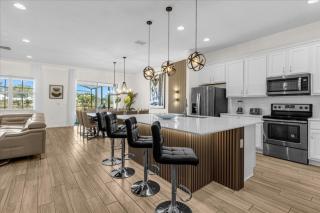 12 Bedrooms- 11,5 Bathrooms- Solterra 5406Og - Davenport - 3
