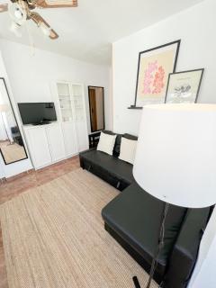 Cozy & Bright Flat Torremolinos Centre - Torremolinos - 4