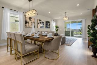 7 Bedrooms- 5,5 Baths- Windsor Island 3775 La - Davenport - 3