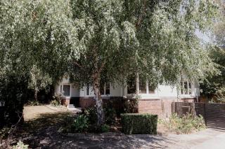 Spacious home near the Derwent in Sandy Bay - Sandy Bay - 7