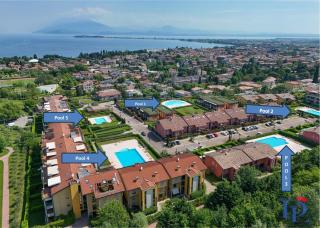 DesenzanoLoft Official Partner MARRIOTT Homes & Villas -Butterfly and 5 Pools Family Apartment - Desenzano del Garda - 9