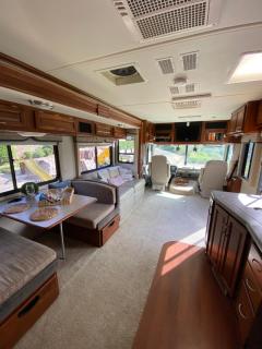 MEET THE FOCKERS , American RV in Lansdown, Bath - Kelston - 9