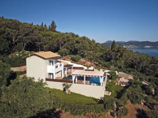 Sun Mare by Vintage Travel - Agia Pelagia Chlomou - 4