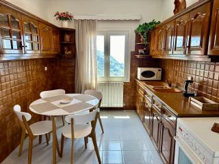 Horizon Apartments Blue - 6