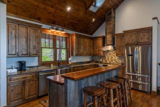 Prancing Horse Lodge at Eagles Nest - Banner Elk - 3