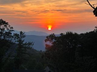 Sunset Ridge at Eagles Nest - Banner Elk - 4