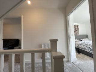 Home in Greenhithe - 1