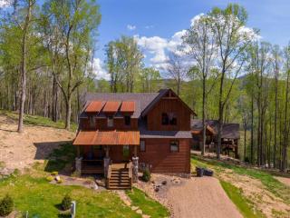 Gretta's Getaway at Eagles Nest - Banner Elk - 0