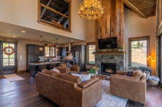 Gretta's Getaway at Eagles Nest - Banner Elk - 5
