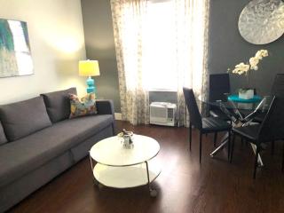 Lux Condo by the Beach - 9