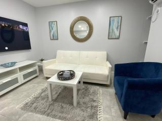 Annas Peaceful Mini Luxury Suite - 9