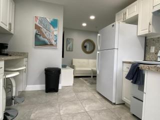 Annas Peaceful Mini Luxury Suite - 2