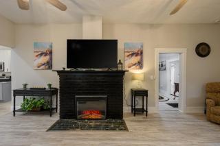 Historic home lake access, near parks and venues - Winter Haven - 2