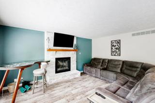 Carmel-Westfield Area Home with Heart-Shaped Pond! - 7