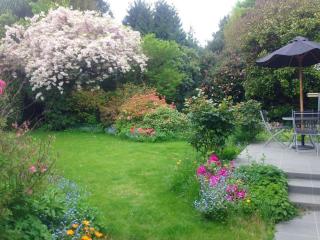 Secret Garden Close Airport Privatecarpk4Campervan - 0