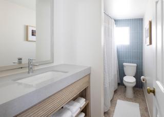 Blue Water Resort - South Yarmouth - 6