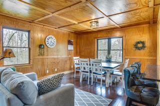 Family-Friendly Milton Home on 14 Acres with Hot Tub - 5