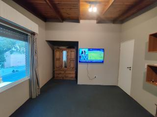 Lindo Departamento en Rosario, excelente ubicacion con cochera! - Rosario - 6