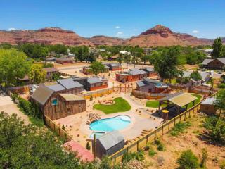 Timber & Tin B 1Bed 1Bath w Pool & Rooftop Deck - Kanab - 7