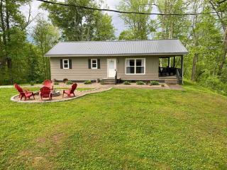 Hickory House Cabin - - 8