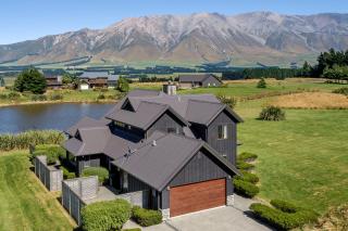 Yuki's Chalet - Terrace Downs - Windwhistle - 9
