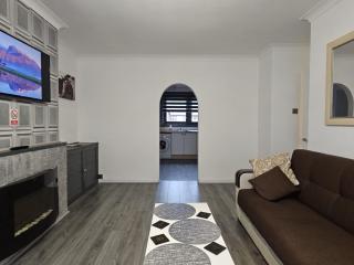 Regina Apartment in Fort William - Fort William - 4