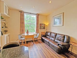 Canal Side 2 Bedroom Apartment - Leamington Spa - 4