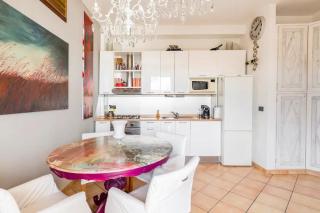 Glassy Apartment - Milan - 4