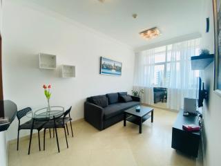 JBR Walk Full Apartment Marina View - Dubai - 8