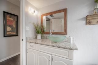 Hidden Couples loft Retreat in heights foodie district - Tampa - 9