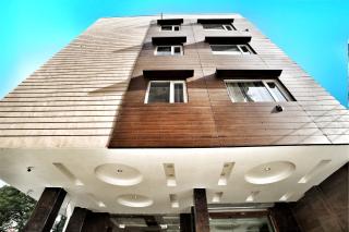 Airport Hotel Delhi Aerocity, 15 Mins Yashobhoomi - New Delhi - 8