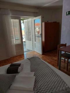 Family-friendly apartments with swimming pool Brela, Makarska - 22910 - 8