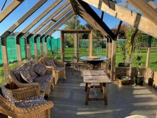 Willow Cottage Retreat - 2