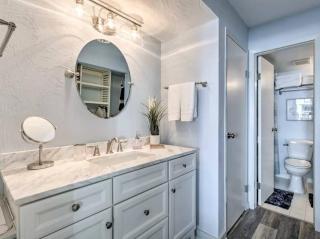 Bright beachfront on no-drive beach - New Smyrna Beach - 5