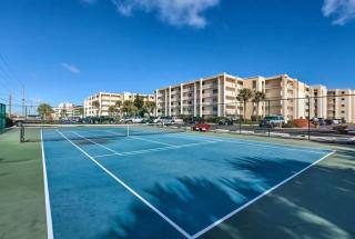 Bright beachfront on no-drive beach - New Smyrna Beach - 1