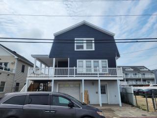 Beautiful beachside, newly renovated apartments just half a block from beach 2 bedroom - Seaside Heights - 7