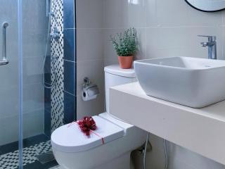 Puchong Britain Elegance ll 2-5 pax - 1