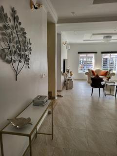 Dvyne Lux Home - Lagos - 2