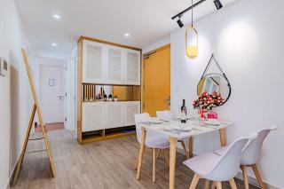 Spacious 2 Bed Rooms Condo in Masteri Thao Dien - Ho Chi Minh - 4